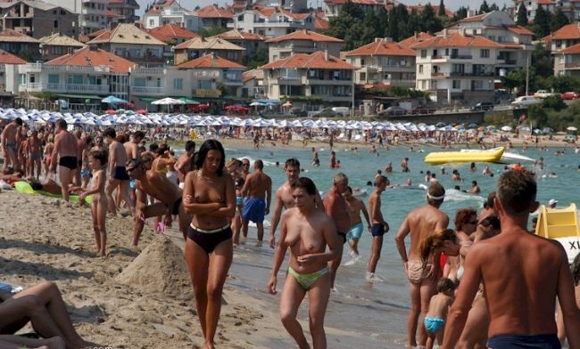 Wideo nudyści na plaży w słonecznej bułgarii film dokumentalny | Video nudists on the beach in Sunny Bulgaria documentary video