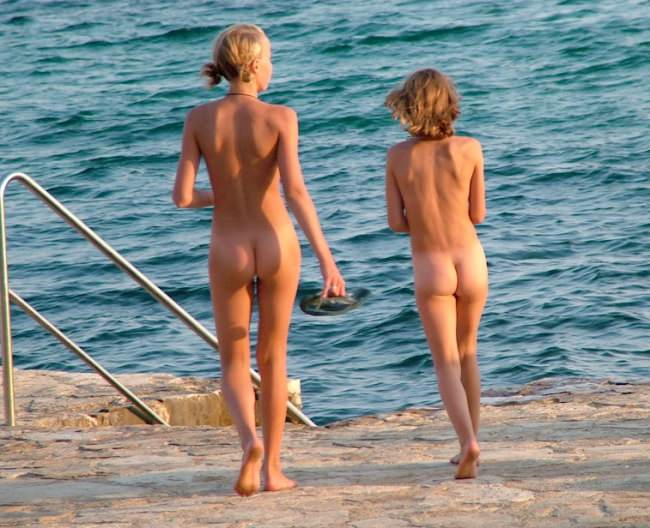 Film dokumentalny o nagiej życie nudystów bez ubrania | Documentary video about bare life nudists without clothes