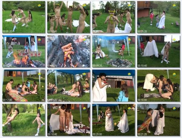 With Mum at the Cottage - Rodzinny nudyzm wideo DVD | Family nudism DVD video