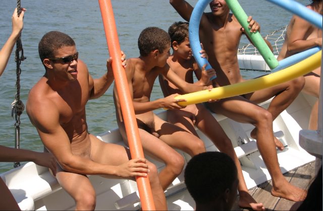 Photo nudism as a lifestyle in Brazil | Zdjęcie nudyzm jako styl życia w Brazylii