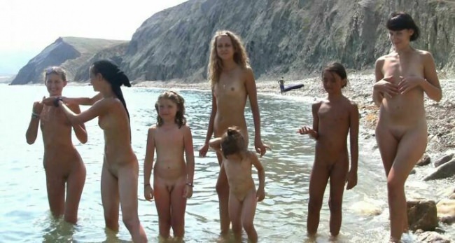 Nudyzm morze rodzina wideo HD (00:42:32|3.02GB|1920x1080 | HD video family nudism sea